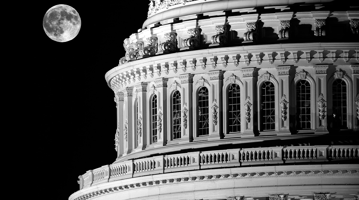 Capitol Building by moonlight. Source: www.flickr.com/photos/rabesphoto/49987683498/