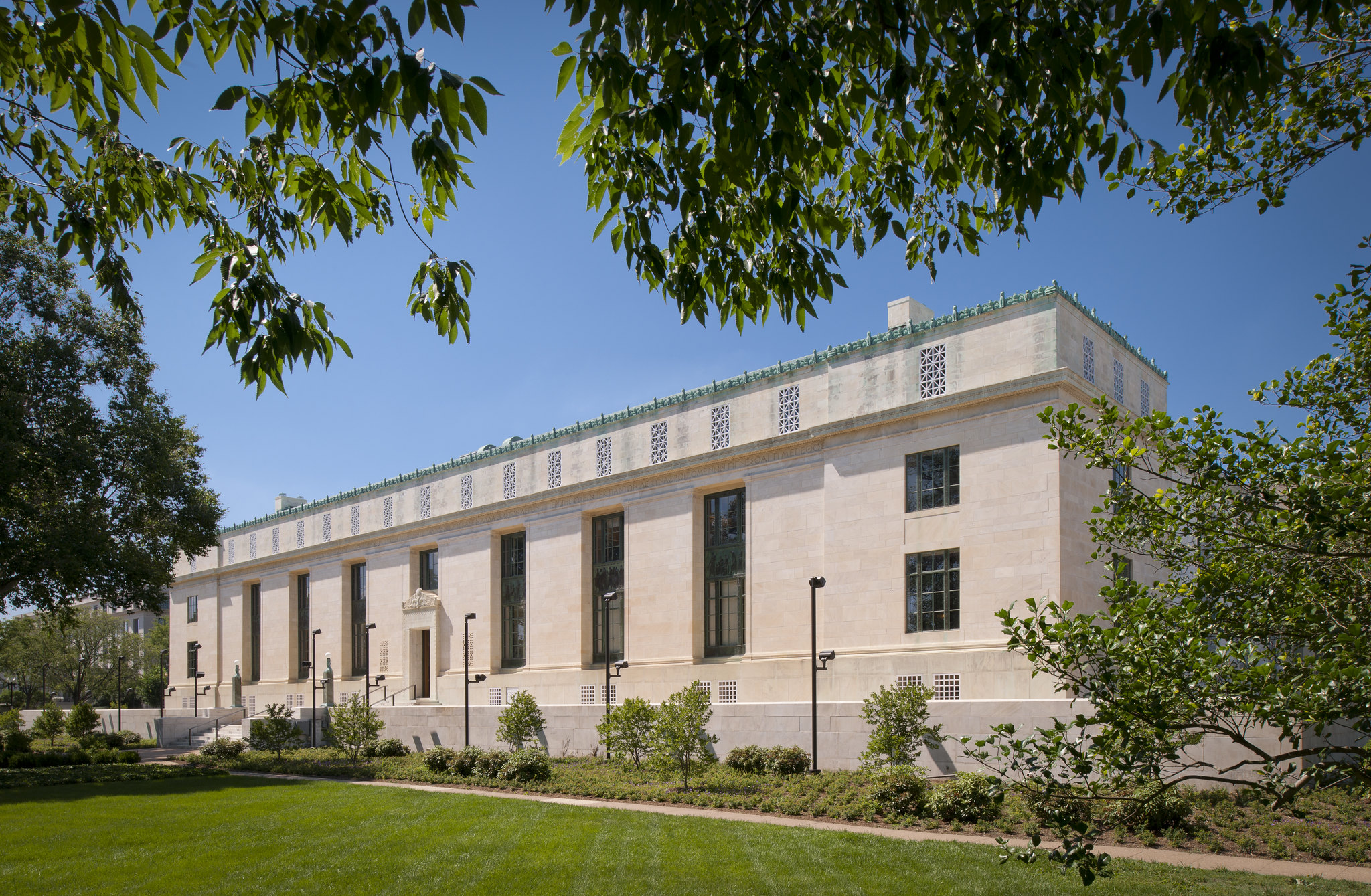 National Academy of Sciences building, Washington, D.C. Photo by Maxwell MacKenzie, Flickr.
