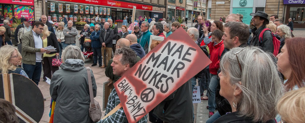 nuclear disarmament protestors
